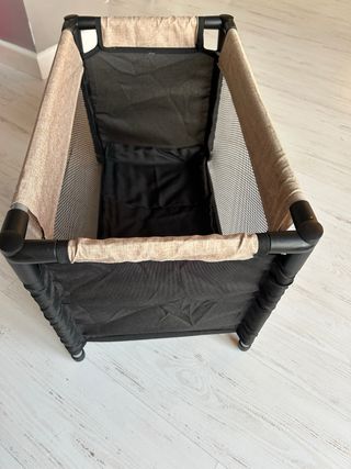 Cuna de viaje para muñecas