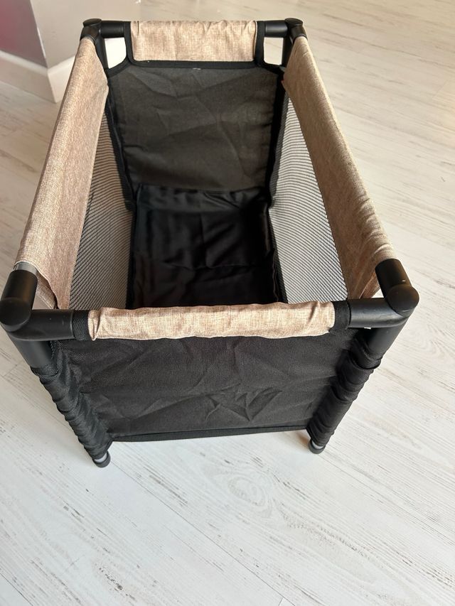 Cuna de viaje para muñecas