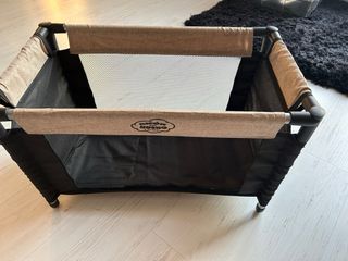 Cuna de viaje para muñecas