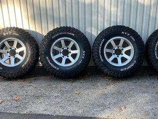 Llantas Kosei Cooper Discoverer STT Pro Montero