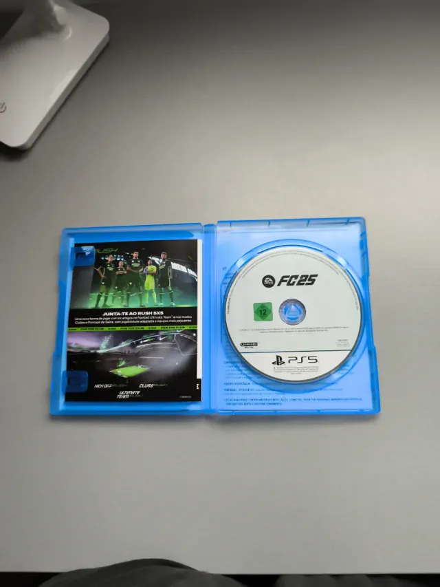 FC 25 PS5 EA Sports Videojuego prácticamente nuevo