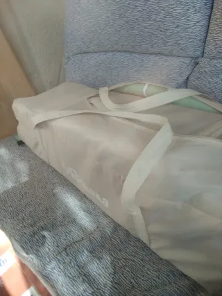Cuna de viaje plegable