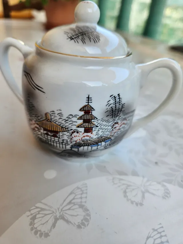 Juego de tazas de porcelana