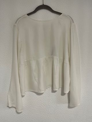 Blusa Zara manga larga blanca