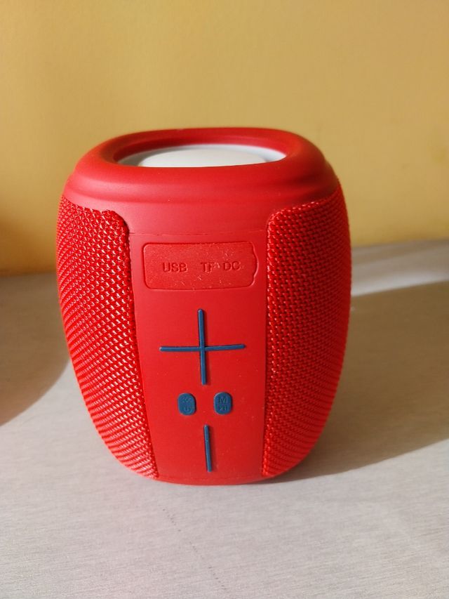 Altavoz Bluetooth Rojo Nuevo