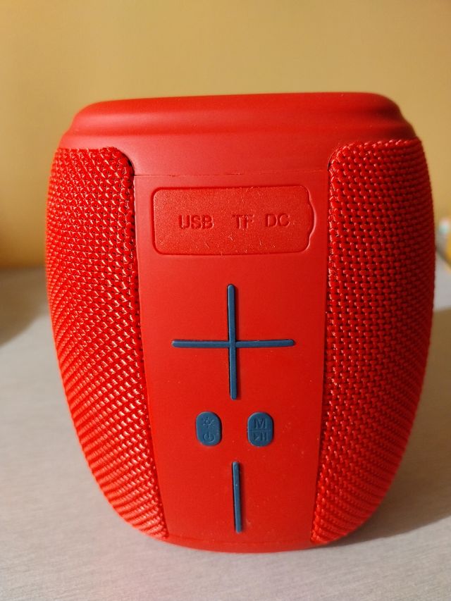 Altavoz Bluetooth Rojo Nuevo