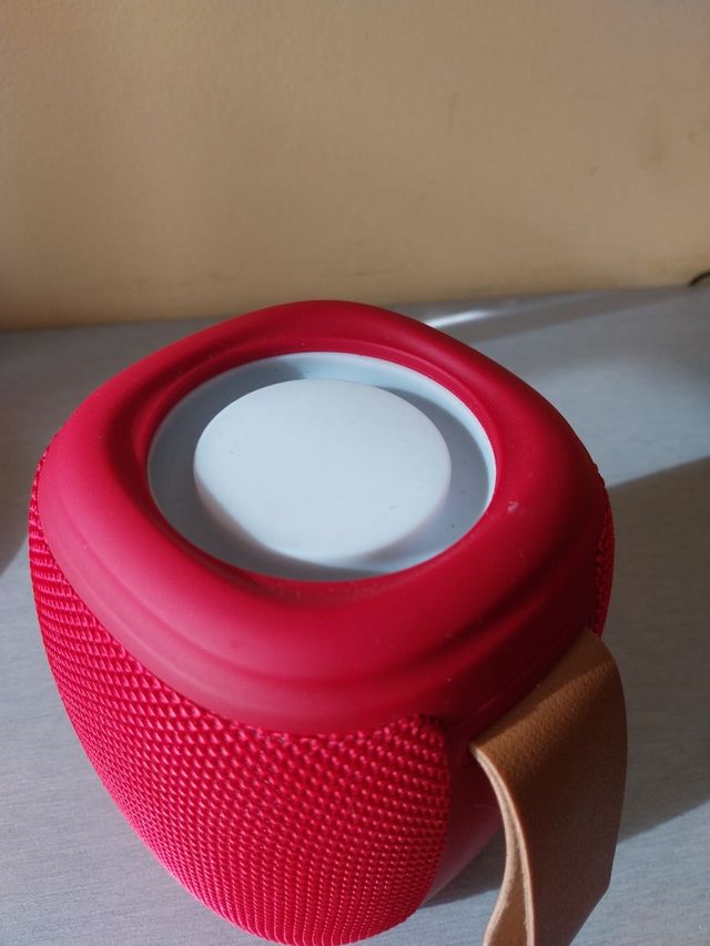 Altavoz Bluetooth Rojo Nuevo