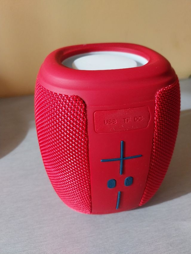 Altavoz Bluetooth Rojo Nuevo