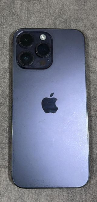 iPhone 14 Pro Max Violeta.