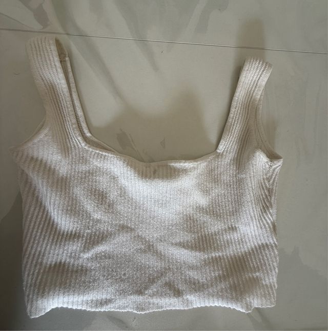 Top blanco de canalé