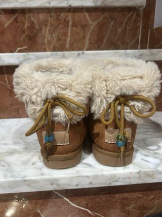 Botas australianas impermeables talla 35