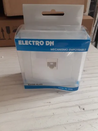 Base telefonia RJ45  Empotrable Electro DH