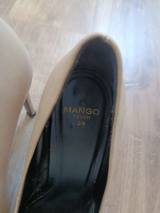 Zapatos salón Mango piel beige talla 39