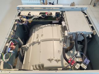 Riparazioni e Pulitura  della Lavatrice