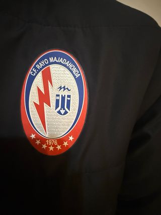 ropa deportiva y resto casual niño