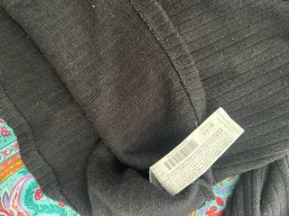 Jersey Stradivarius hombros descubiertos Talla S