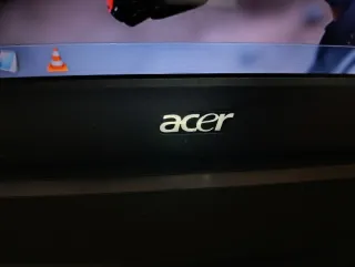 Portatile Acer Extensa 5230E con Windows 7 Professional e CARICATORE