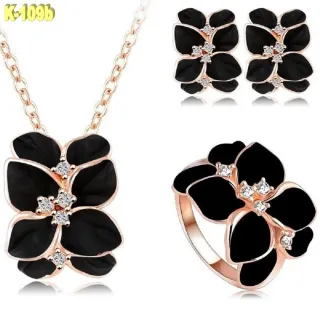 Conjunto Bisutería Dorado Flores Negras