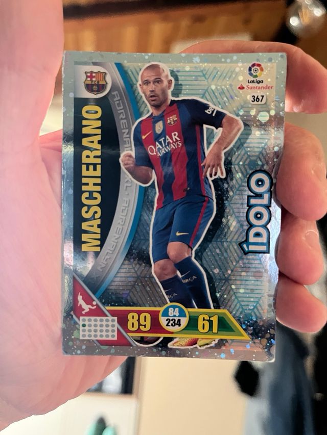 Cromo Mascherano Adrenalyn XL 16-17