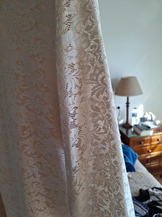 Vestido beige encaje manga larga