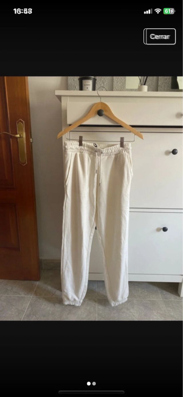 Pantalones Stradivarius blancos