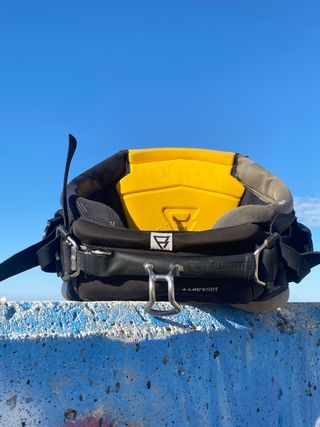Arnés Kitesurf BRUNOTTI Liam Whaley talla M-L