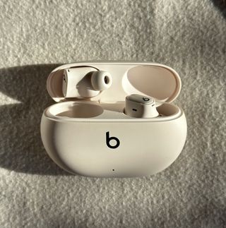 Beats Studio Buds+ Auricolari True Wireless
