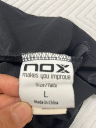 Falda Padel NOX Negra y Verde