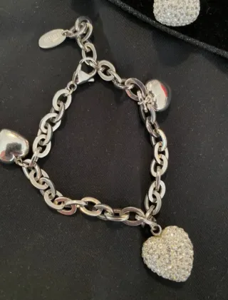 Conjunto Lotus Collar largo y Pulsera Corazones.