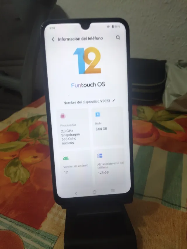 VIVO Y70 celeste con 8 GB di RAM e 128 GB ROM.