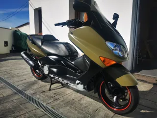 Yamaha TMAX 500