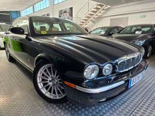 JAGUAR XJ XJ6 2.7D V6 Executive
