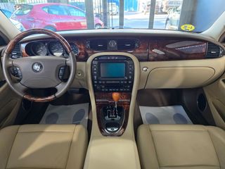 JAGUAR XJ XJ6 2.7D V6 Executive