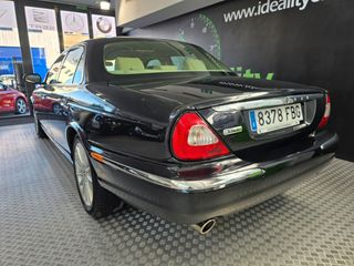 JAGUAR XJ XJ6 2.7D V6 Executive
