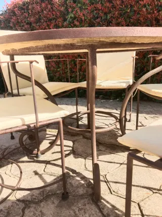 Set tavolo e 5 poltrone da giardino in ferro