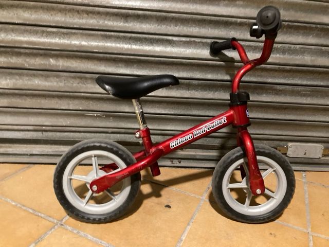 Bici sin pedales Chicco Red Bullet