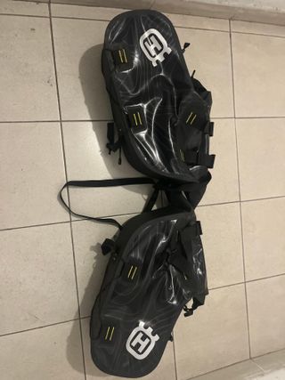 Alforges e Racks Husqvarna Norden 901