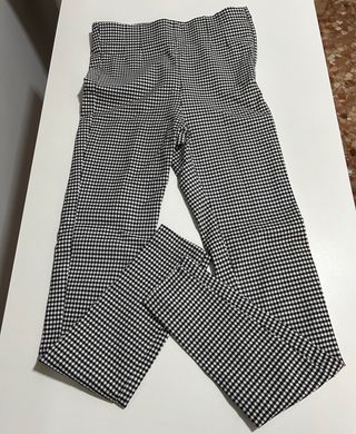 Pantalón Zara cuadros blanco y negro