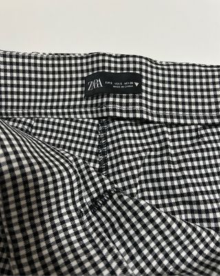 Pantalón Zara cuadros blanco y negro
