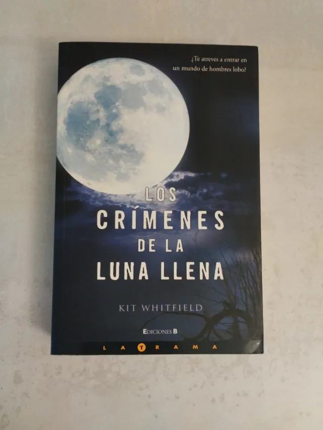 LOS CRIMENES DE LA LUNA LLENA (Spanish Edition)