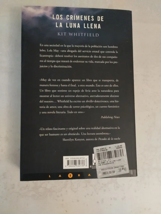 LOS CRIMENES DE LA LUNA LLENA (Spanish Edition)