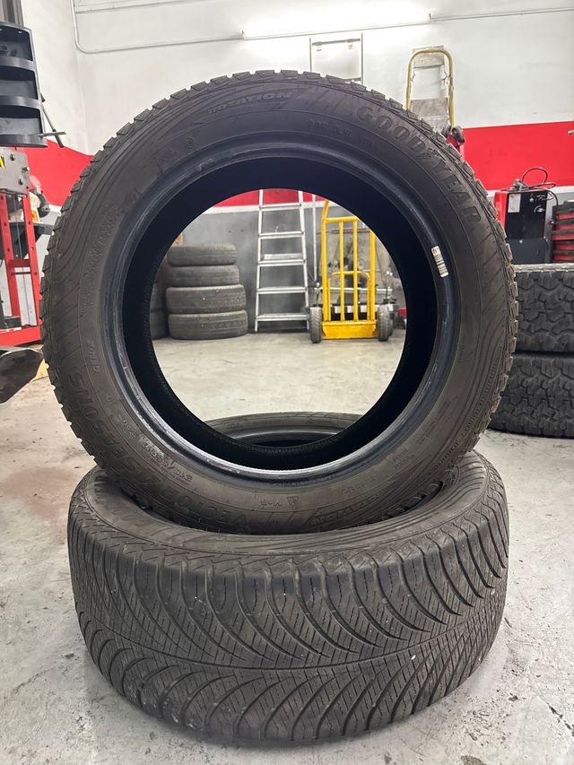 2 Neumáticos 215/55 R17 Goodyear