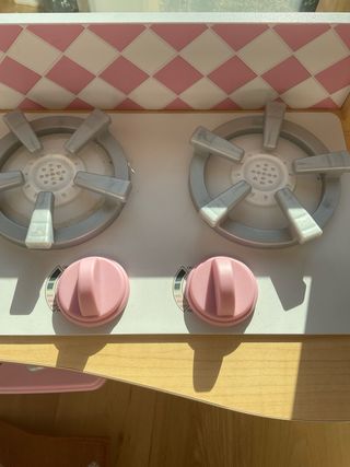 Cocina de juguete rosa