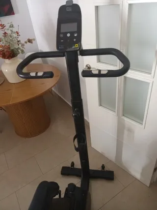 Bicicleta Estática Negra