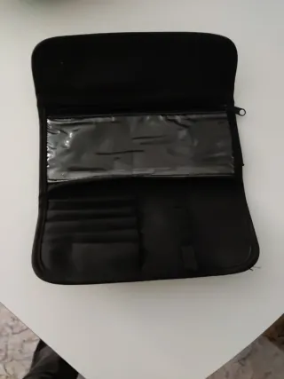 Neceser Max Factor Negro brochas