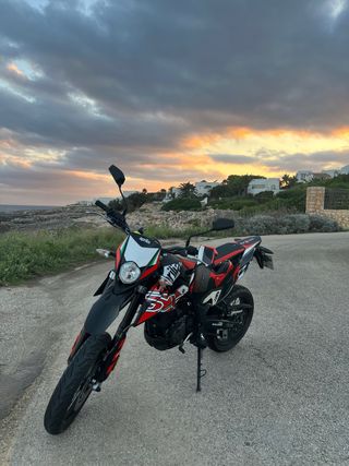 Moto deportiva Aprilia