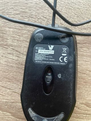 Raton portatil o Pc V7