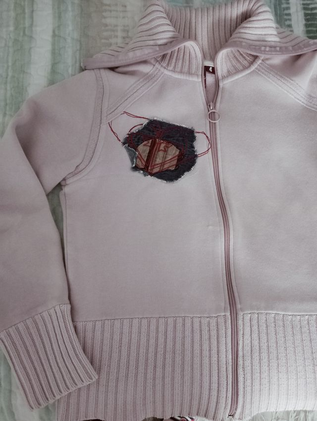 Sudadera Quiksilver rosa con parche