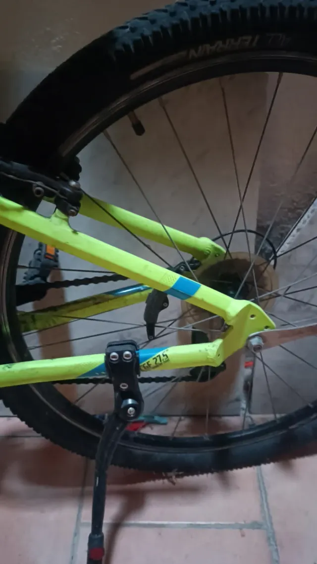 Bicicleta Rockrider 100 Amarilla