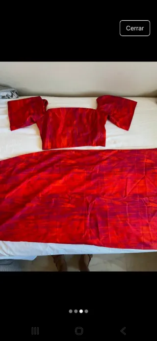 Conjunto de falda y top para evento